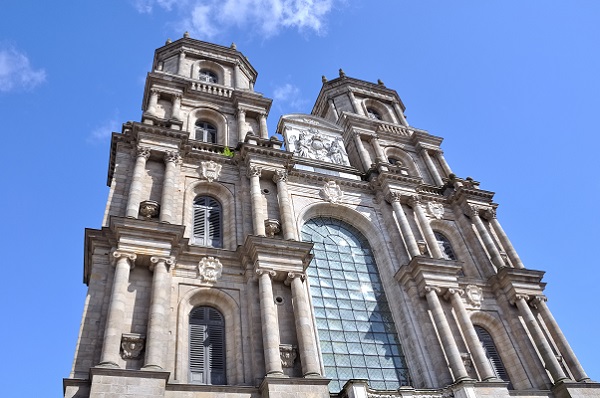 Notre hôtel à Rennes vous présente la Cathédrale Saint-Pierre