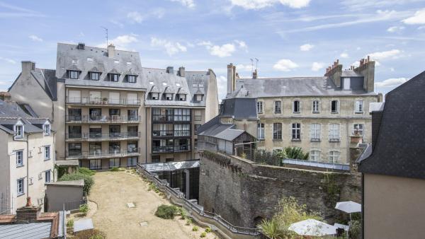 Vue arrière Hôtel des Lices