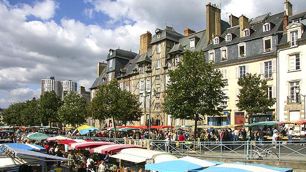 Le marché des Lices